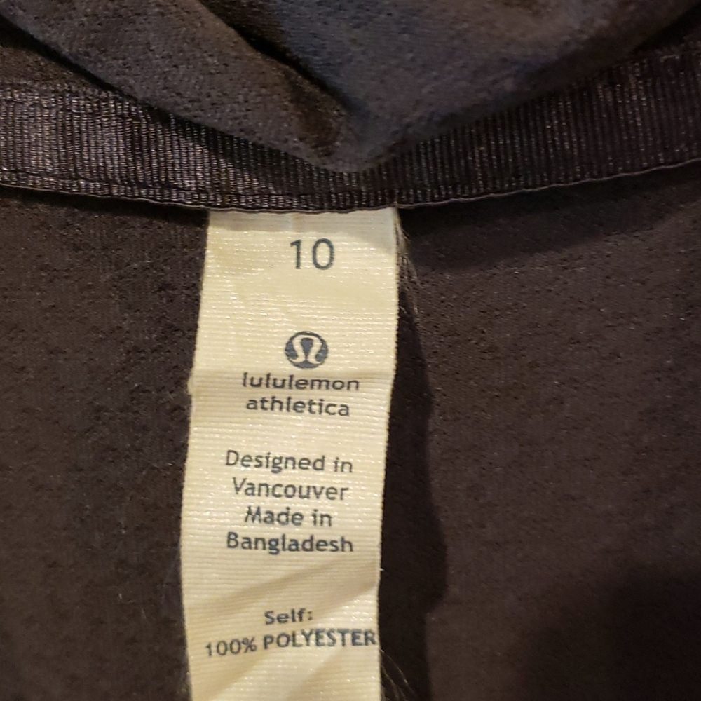 Lululemon Plaid Jacket - Picture 4 of 8